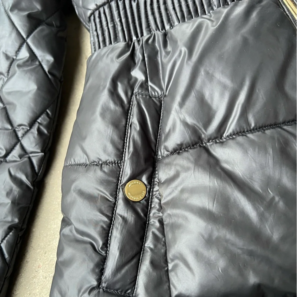 Michael Kors Women's Fuchsia Puffer Jacket - Picture 10 of 16